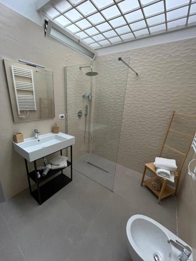 בארי Alex Comfort House מראה חיצוני תמונה